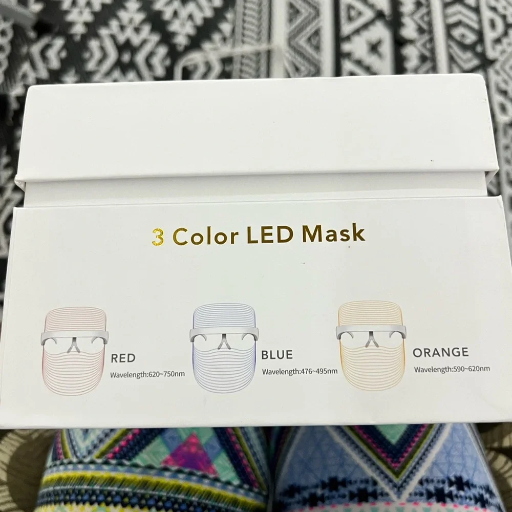White VR Headset